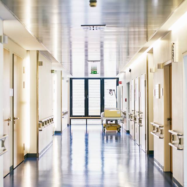 Arzt, Krankenhaus