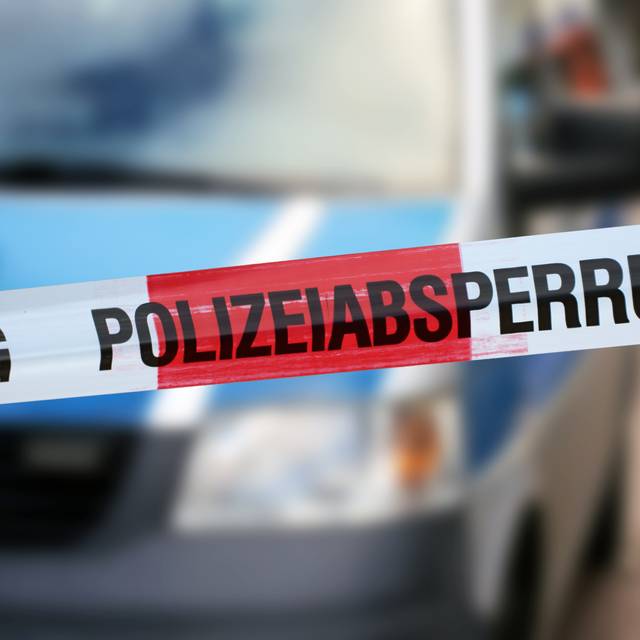 Polizei, Blaulicht, Polizeiwagen, Absperrung