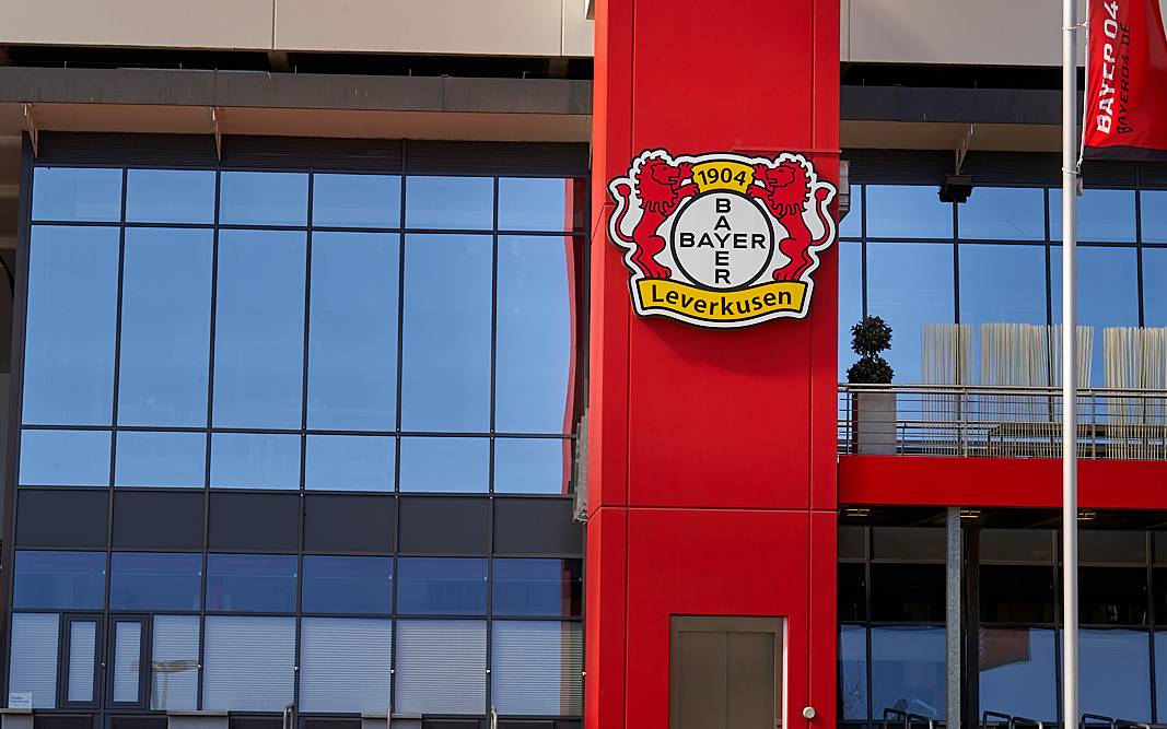 BayArena, Fußball, Stadion, Symbolbild, Bayer 04 Leverkusen, Logo