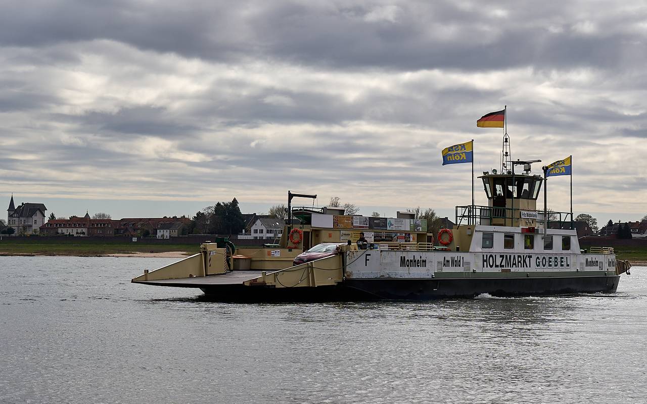 Fähre Hitdorf, Hitdorf, Rhein