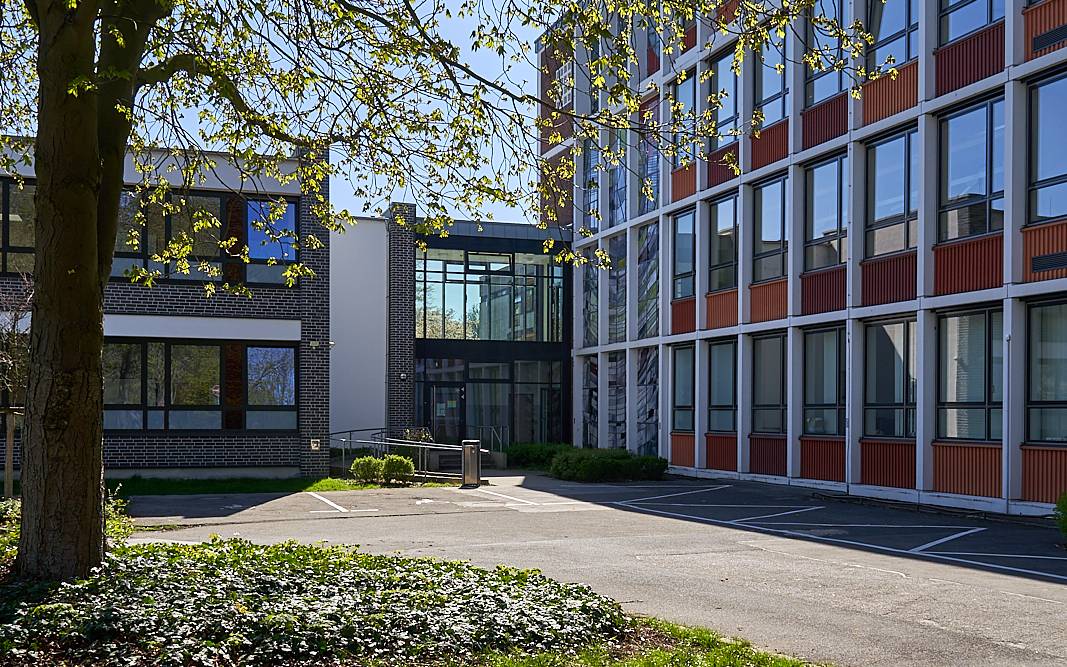 Lise-Meitner-Gymnasium, Gymnasium, Schule, Kinder, Symbolbild