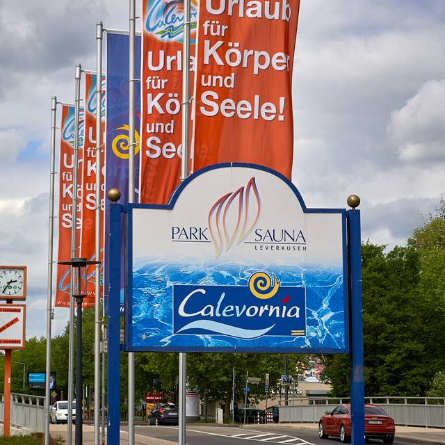 CaLevornia, Hallenbad, Schwimmbad, Sommer, Schwimmen, Sauna, Symbolbild, Schild