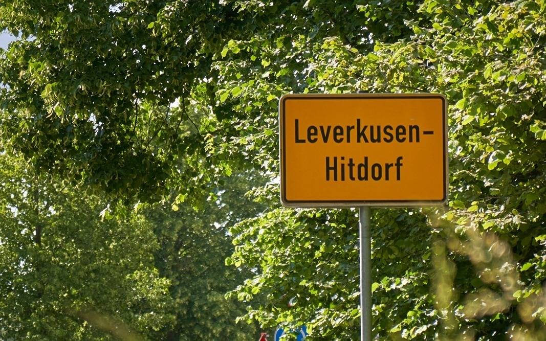 Stadtteilschild Leverkusen-Hitdorf, Schild, Leverkusen, Hitdorf, Symbolbild