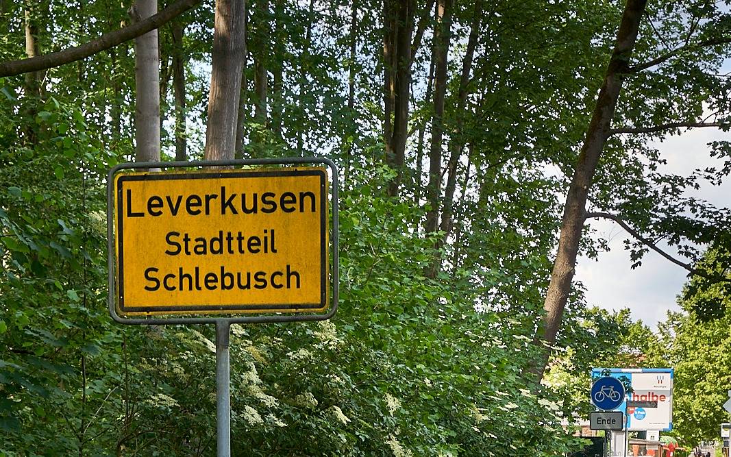 Stadtteilschild Leverkusen-Schlebusch, Schild, Leverkusen, Schlebusch, Symbolbild