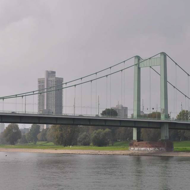 Mühlheim, Köln, Köln Mühlheim, Rhein, Brücke