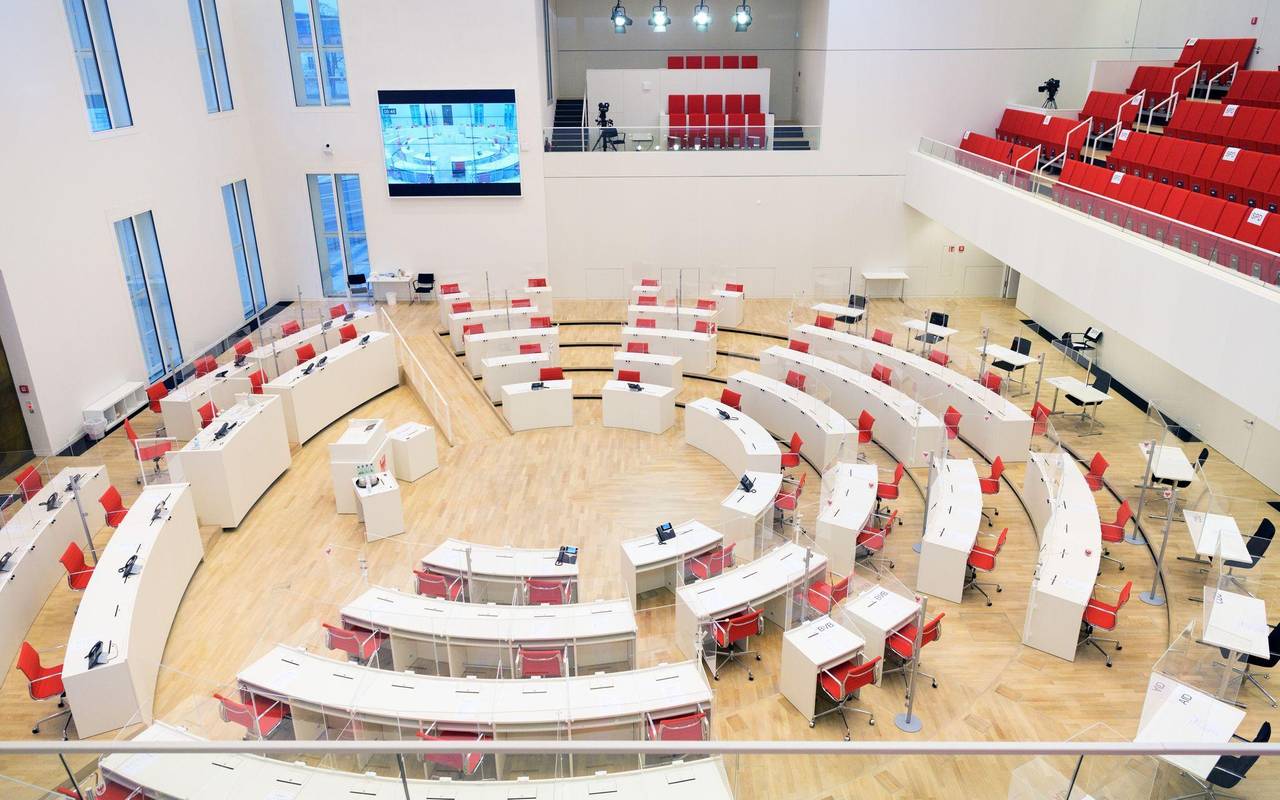 Brandenburg stimmt in Koalitionskrise über Rundfunkreform ab