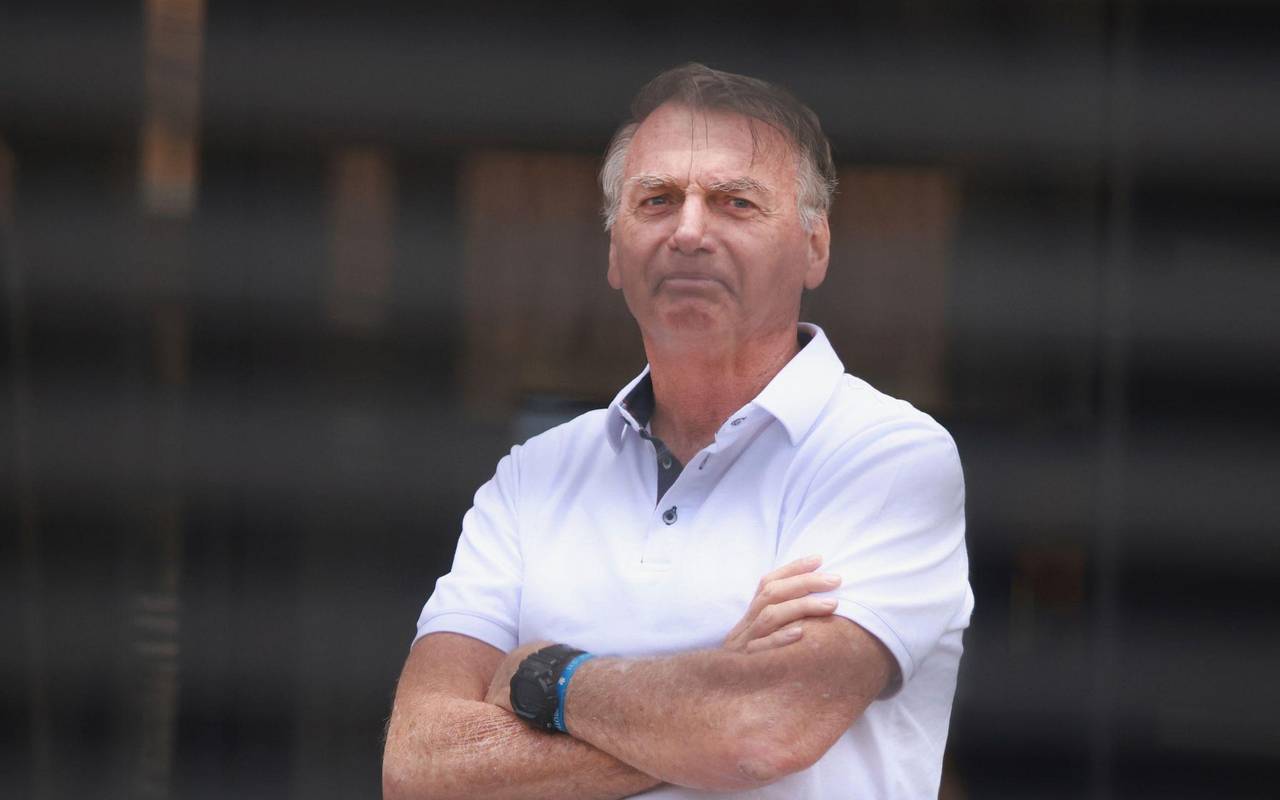 Bolsonaro erklärt Eingriff an Fußfessel mit Halluzinationen