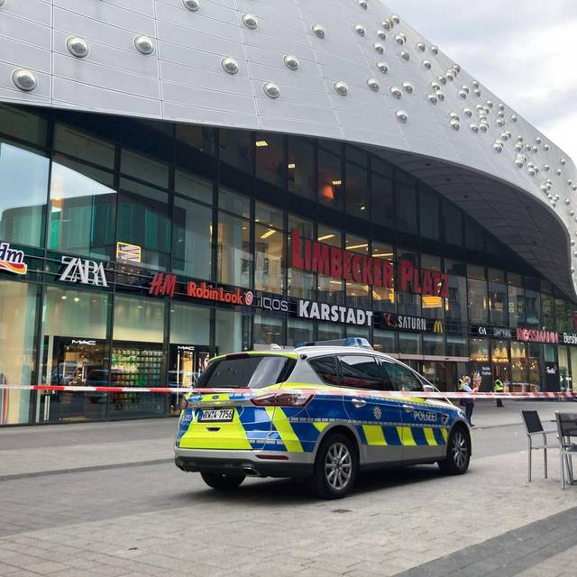 Polizei räumt Einkaufszentrum nach Drohung
