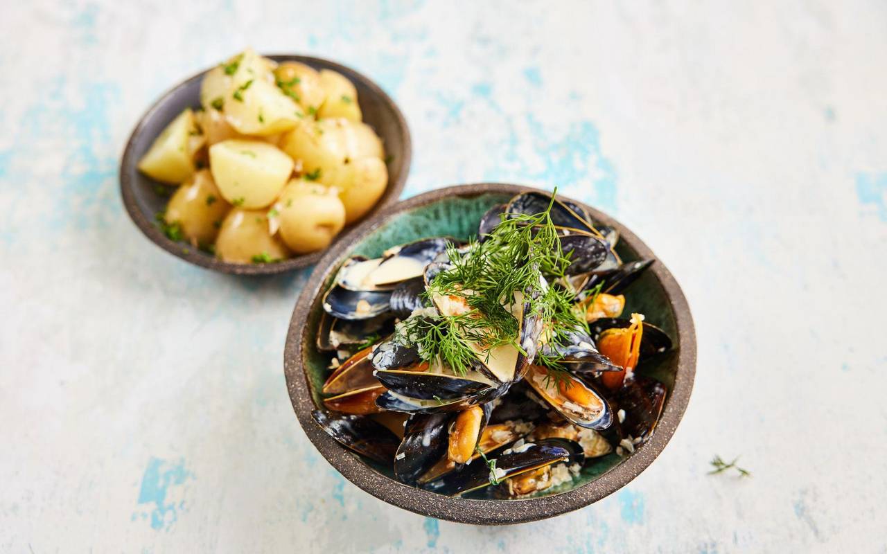 Nordische Miesmuscheln in Meerrettich-Sahnesoße