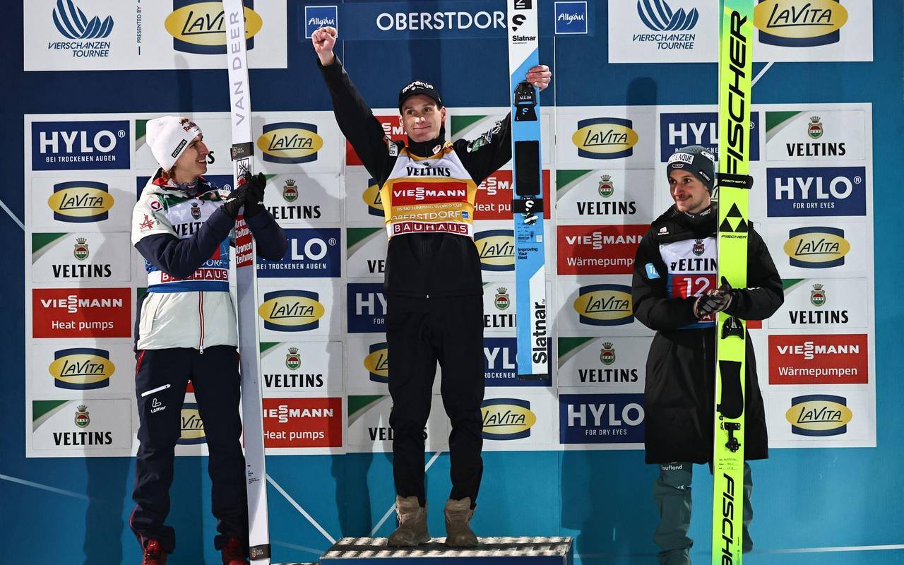 Das Siegerpodest von Oberstdorf