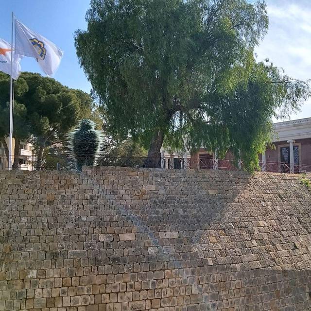 EU-Fahne am Rathaus von Nikosia