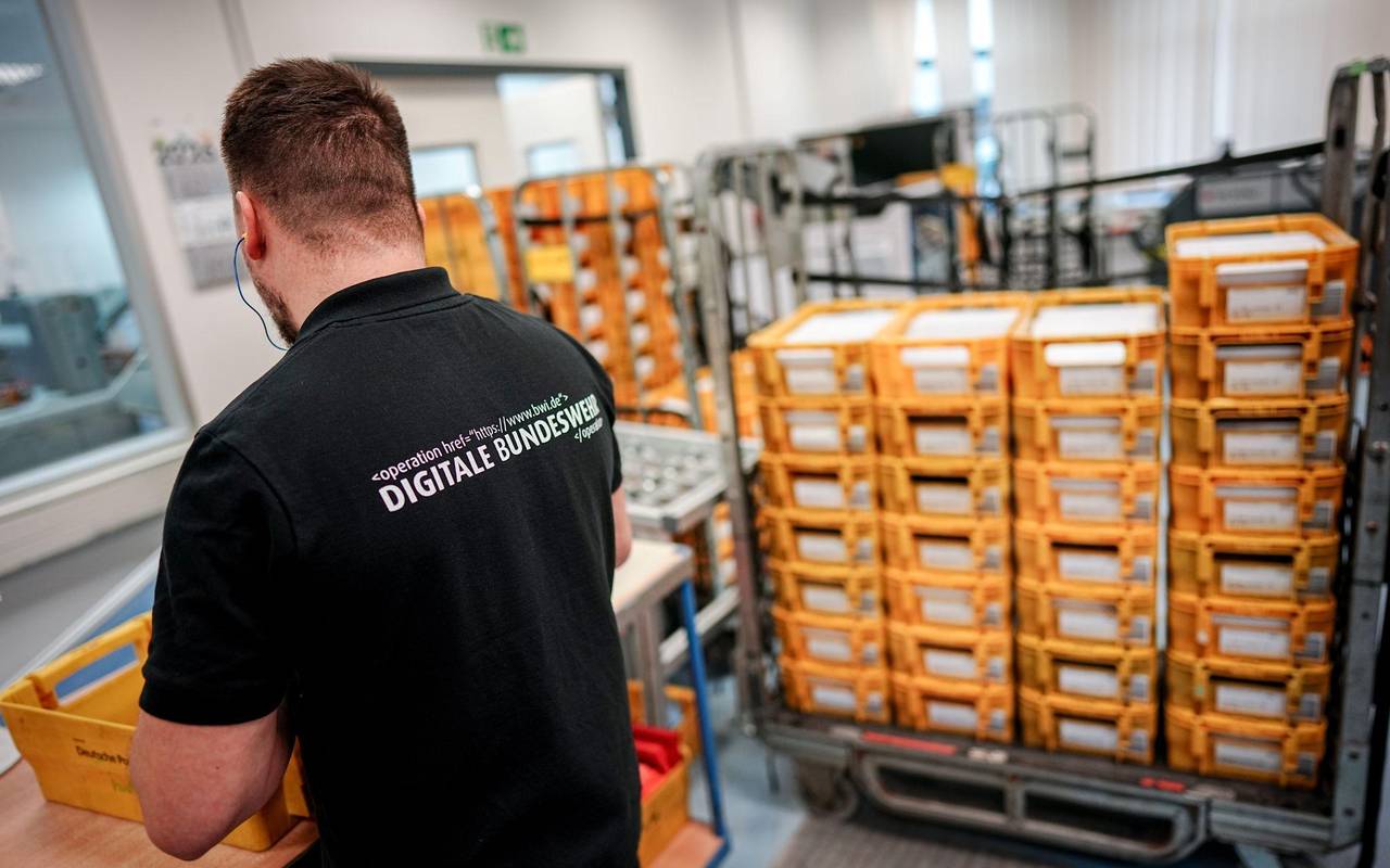 Neuer Wehrdienst - Erste Fragebögen werden verschickt