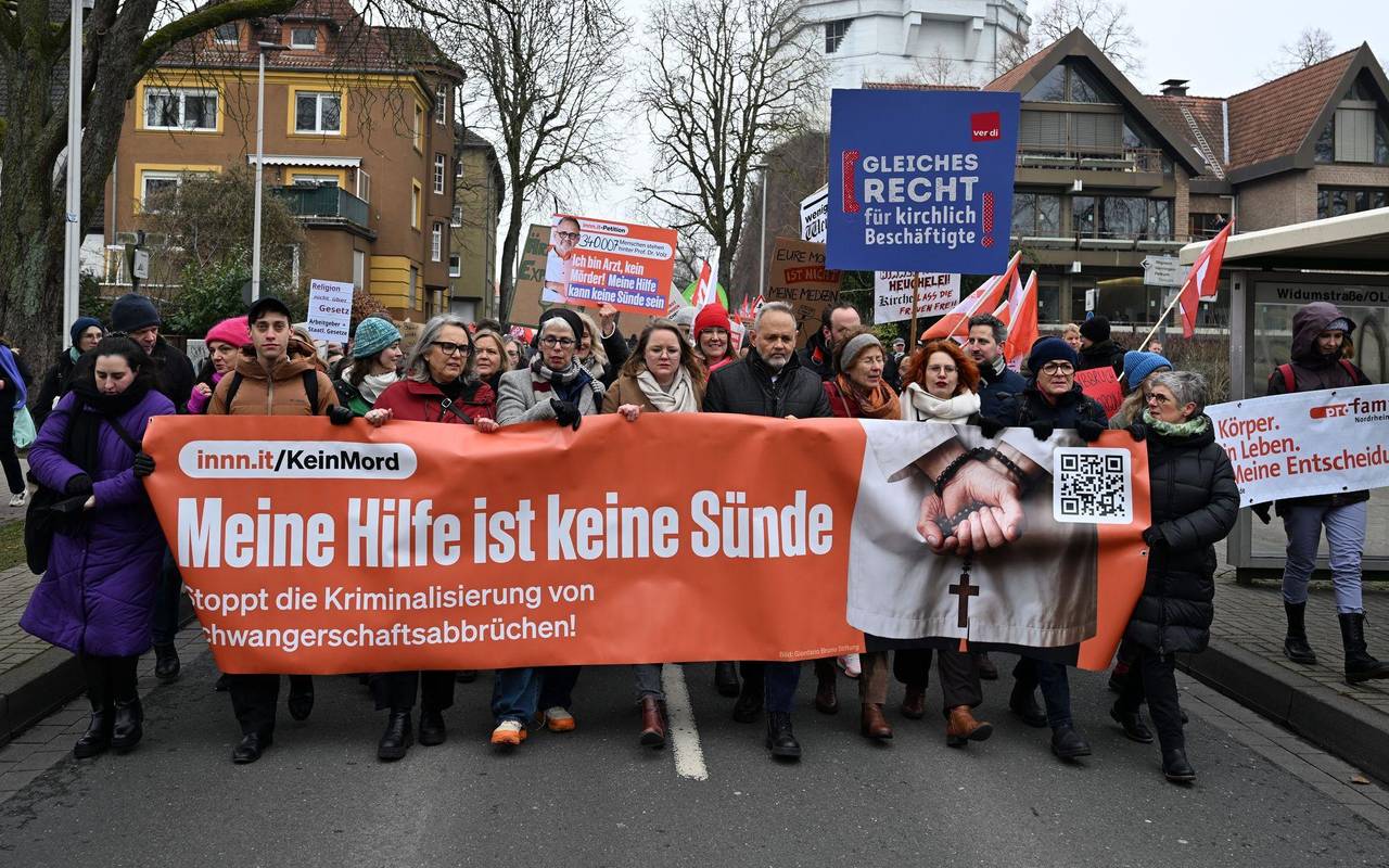 Streit um Abtreibung vor Gericht