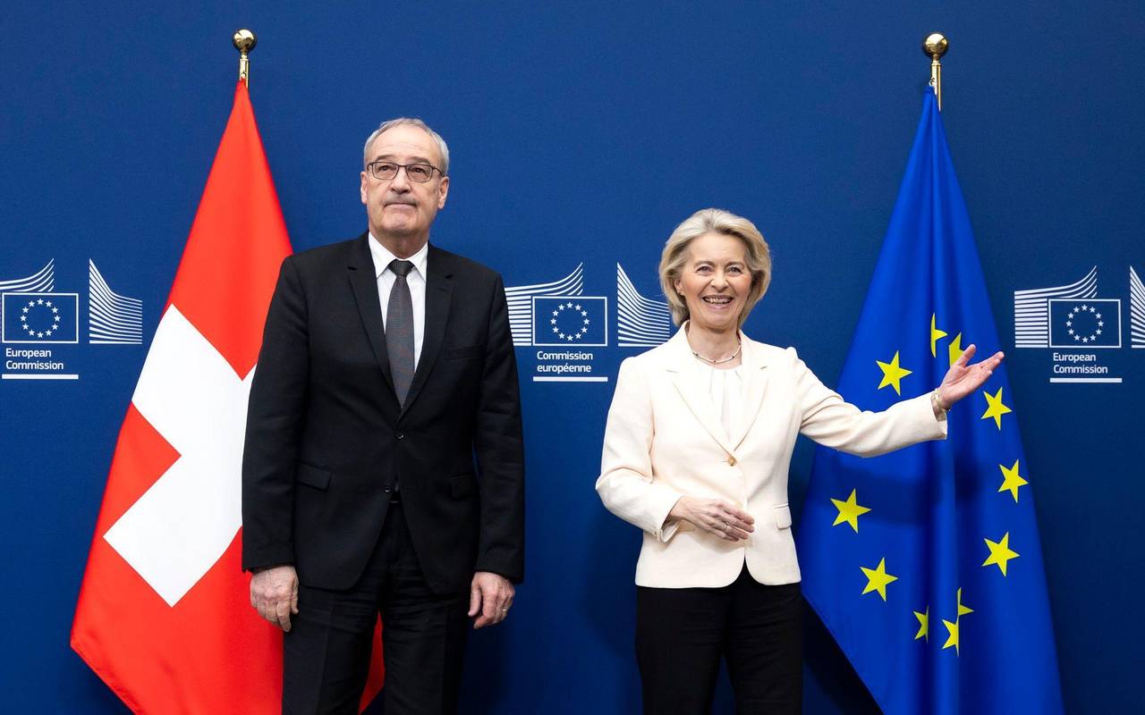 EU und Schweiz unterzeichnen Abkommen für verstärkte Zusammenarbe