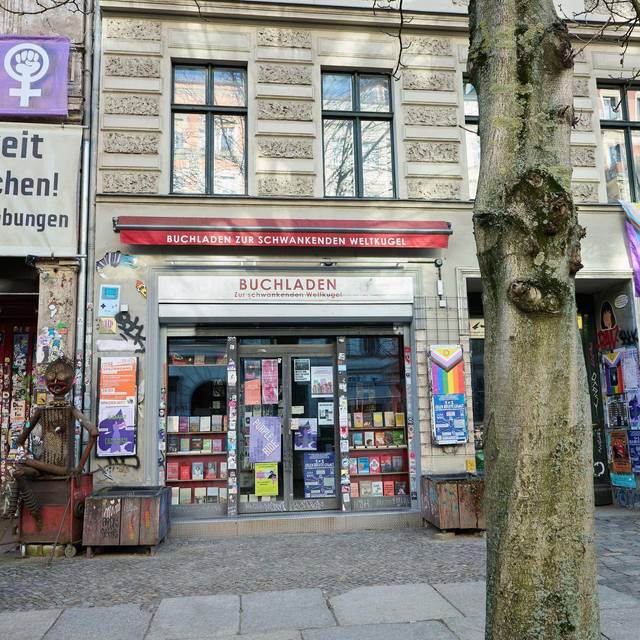 Buchhandlung "Zur schwankenden Weltkugel" in Berlin
