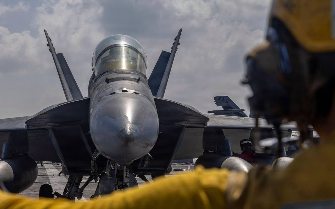 Flugzeugträger USS Abraham Lincoln im indischen Ozean