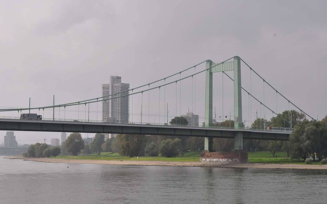 Mühlheim, Köln, Köln Mühlheim, Rhein, Brücke