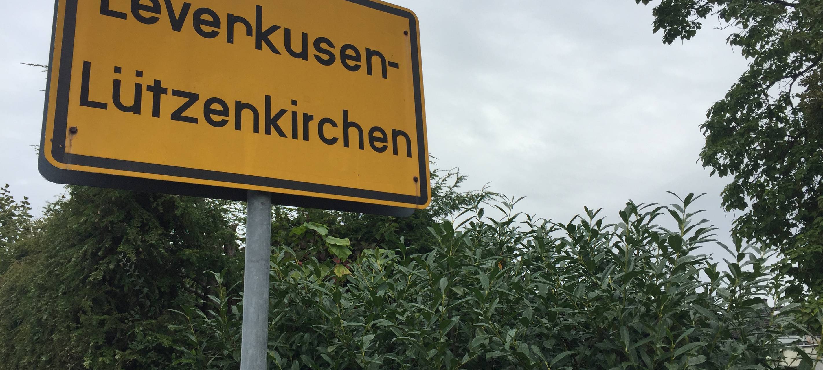 Lützenkirchen, Stadtschild, Stadtteil