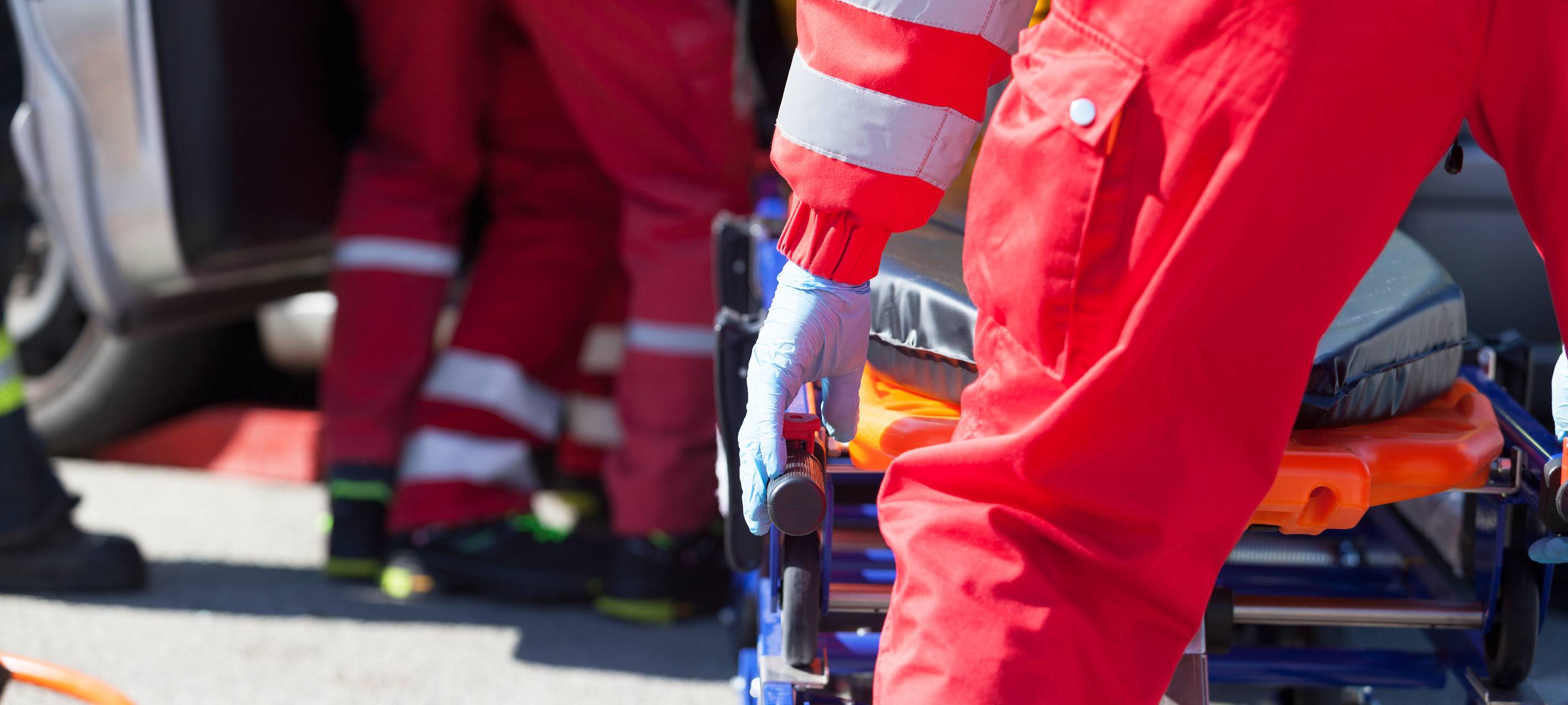 Krankenwagen, Notarzt, Blaulicht, Rettungskräfte