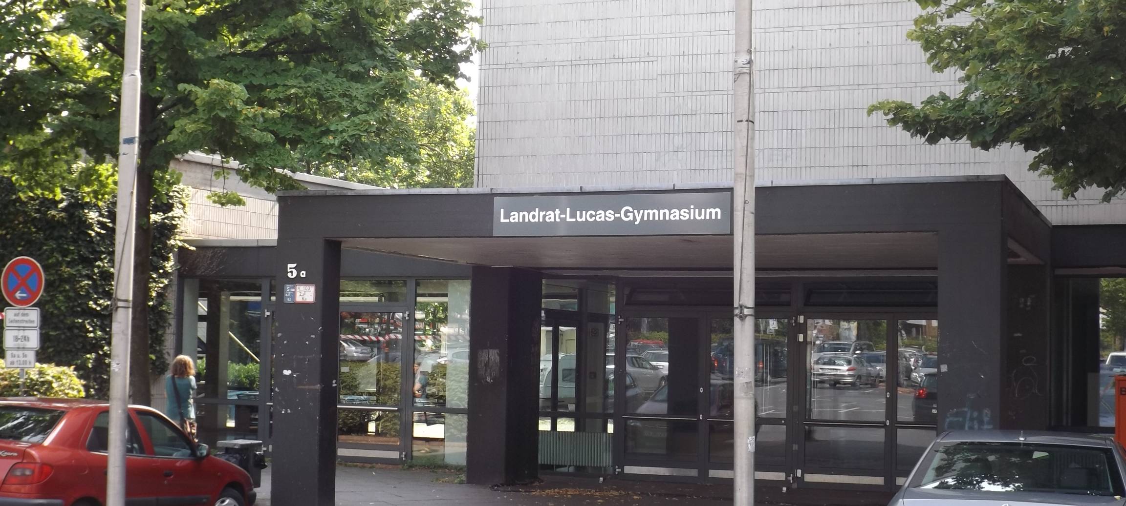 Leverkusener Gymnasium: Bau der Dreifachhalle geht voran