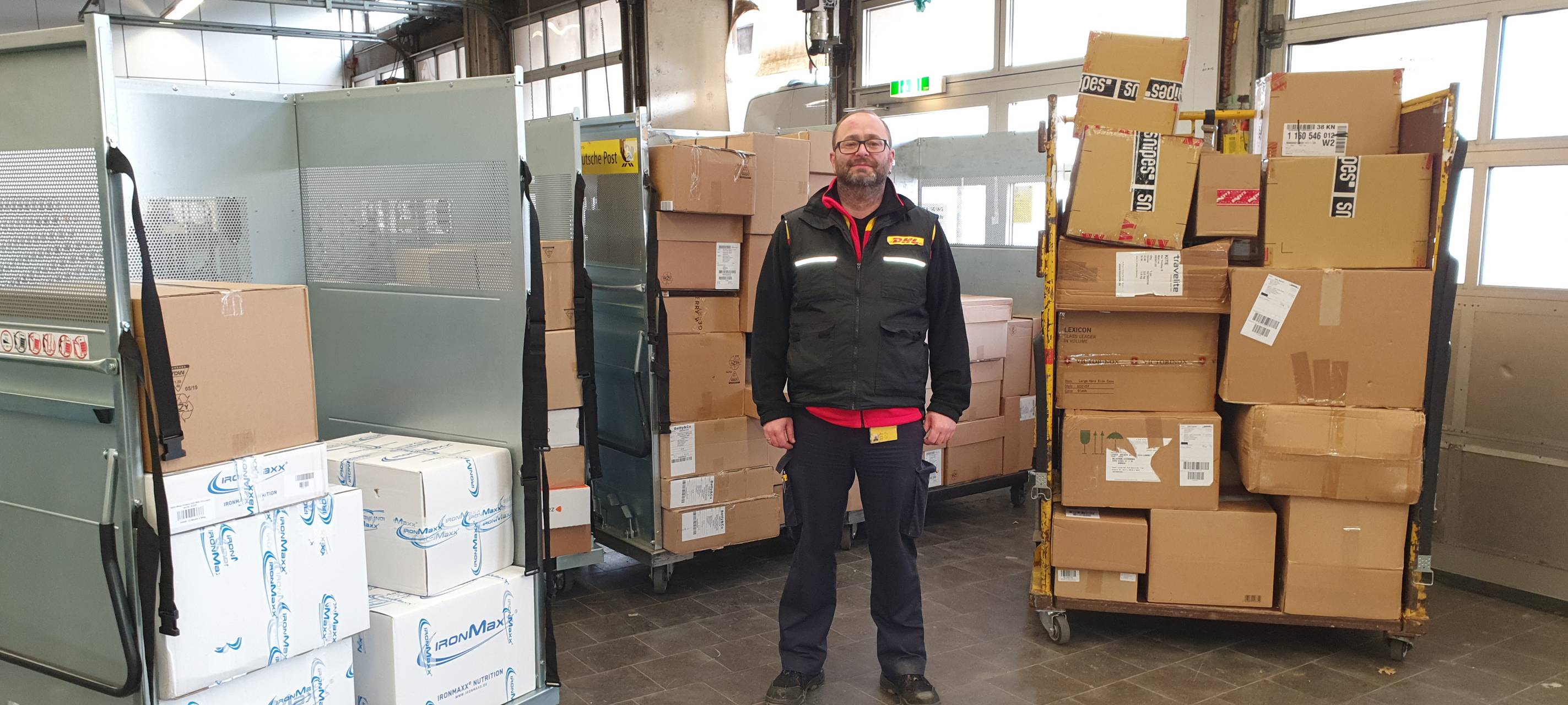Zwei Millionen Pakete in Leverkusen