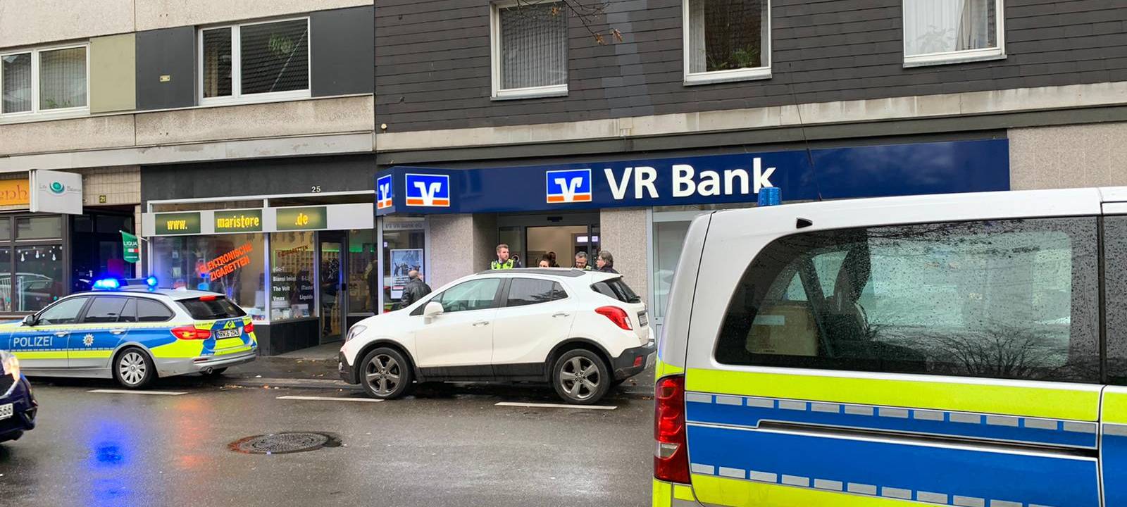 Küppersteg: Raubüberfall auf Bank