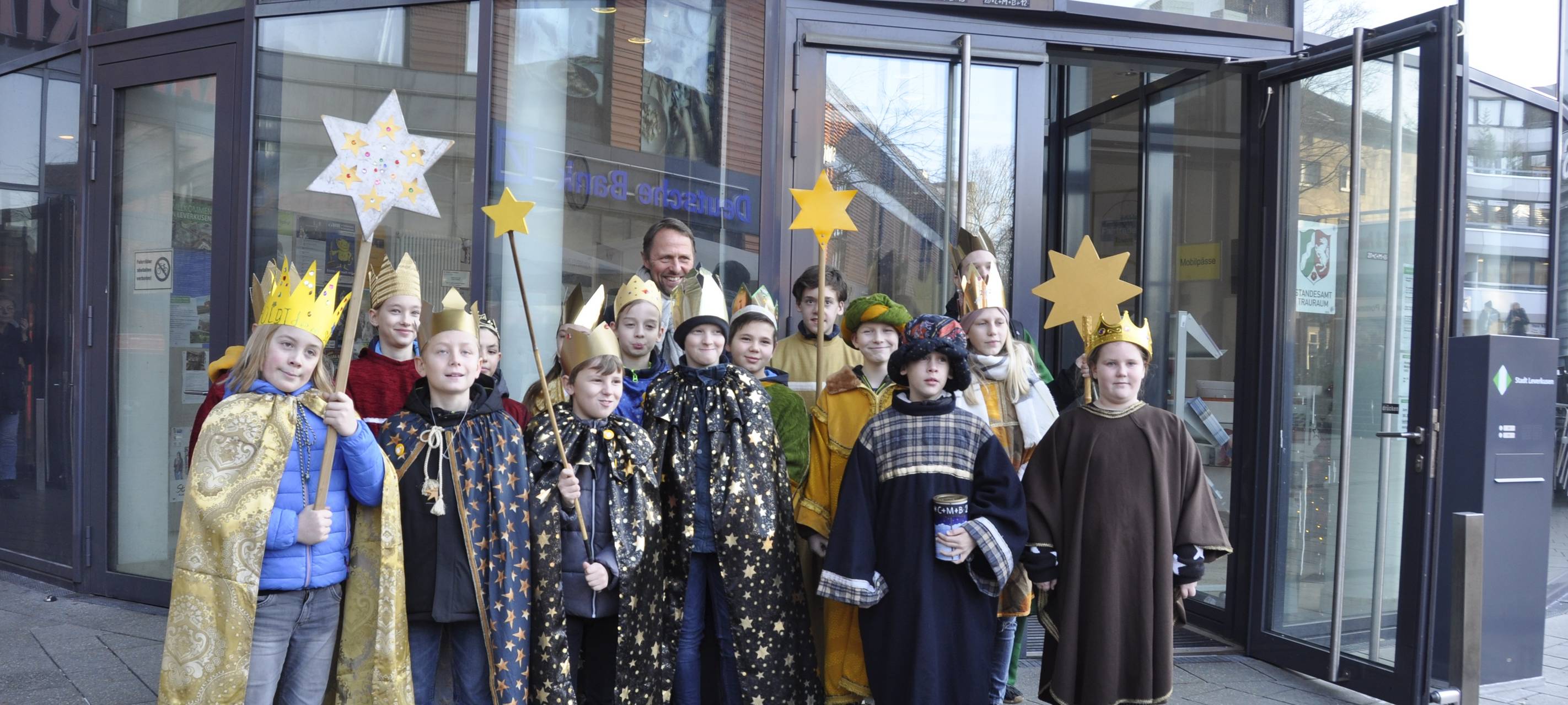 Heilige Drei Könige: Sternsinger wandern durch Leverkusen