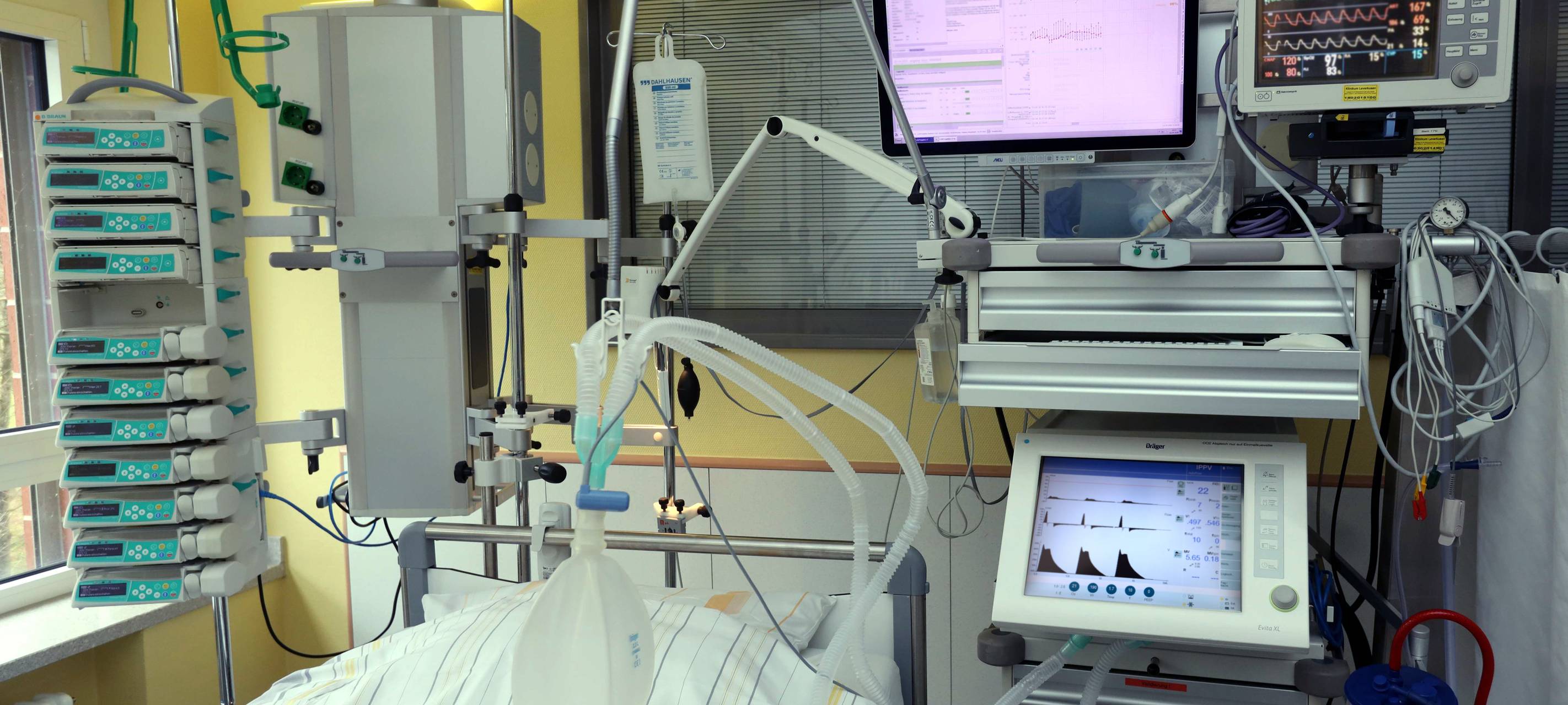 Klinikum Beatmungsgeräte, Klinikum, Corona, Krankenhaus, Klinikum Leverkusen, Intensivstation