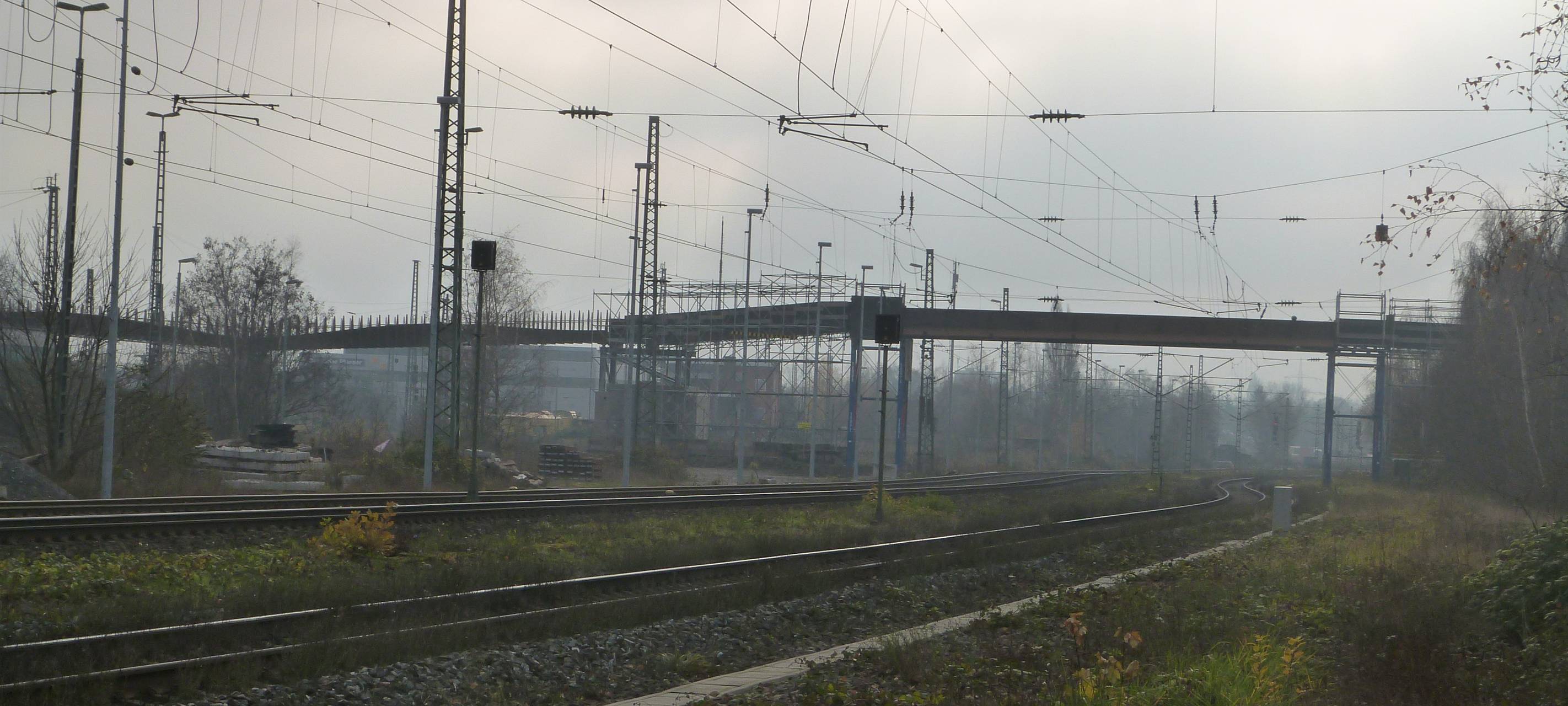 Leverkusen-Opladen: Campusbrücke schon wieder dicht