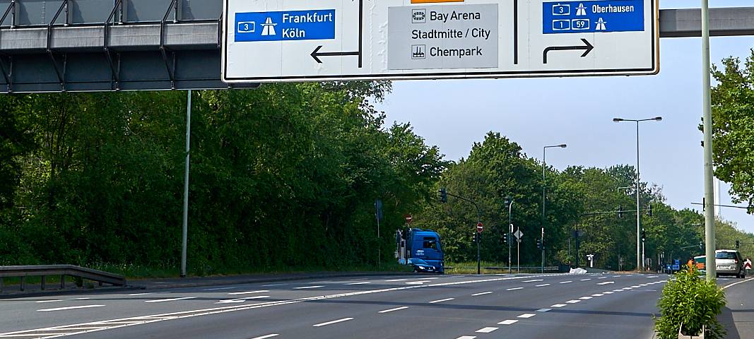 Autobahnschild, Autobahn, Schild, Symbolbild, A1, A3, A59