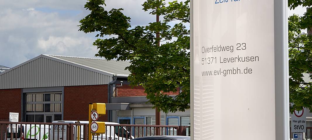 EVL Verwaltungsgebäude, EVL, Strom, Leverkusen, Symbolbild, Energieversorgung, Schild