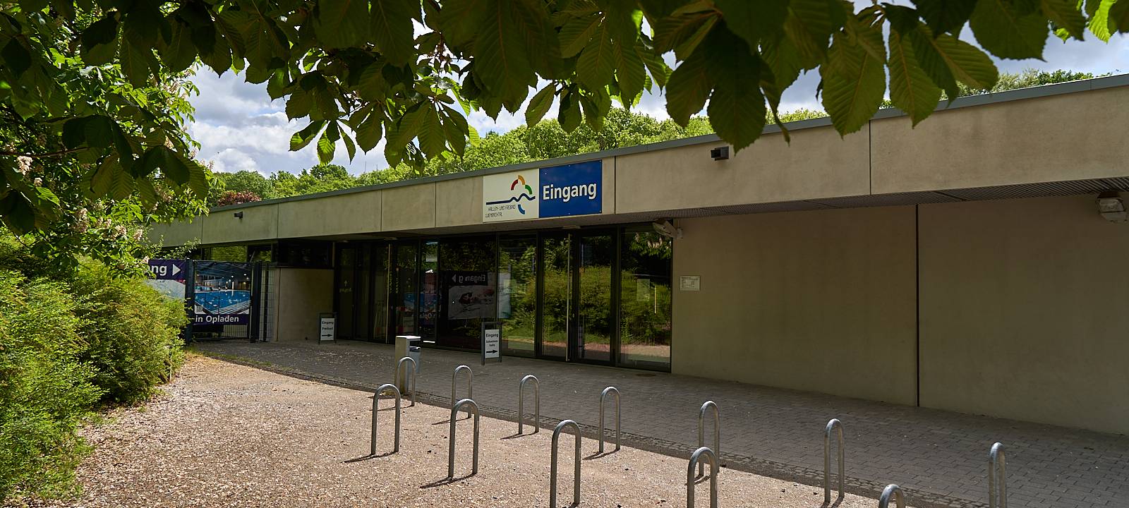 Wiembachtal, Hallenbad, Schwimmbad, Sommer, Schwimmen, Symbolbild, Freibad