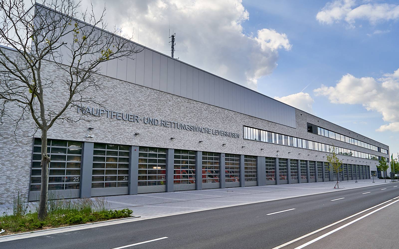 Feuerwehr Leverkusen, Feuerwehrwache, Wache, Neu, Symbolbild, Chempark