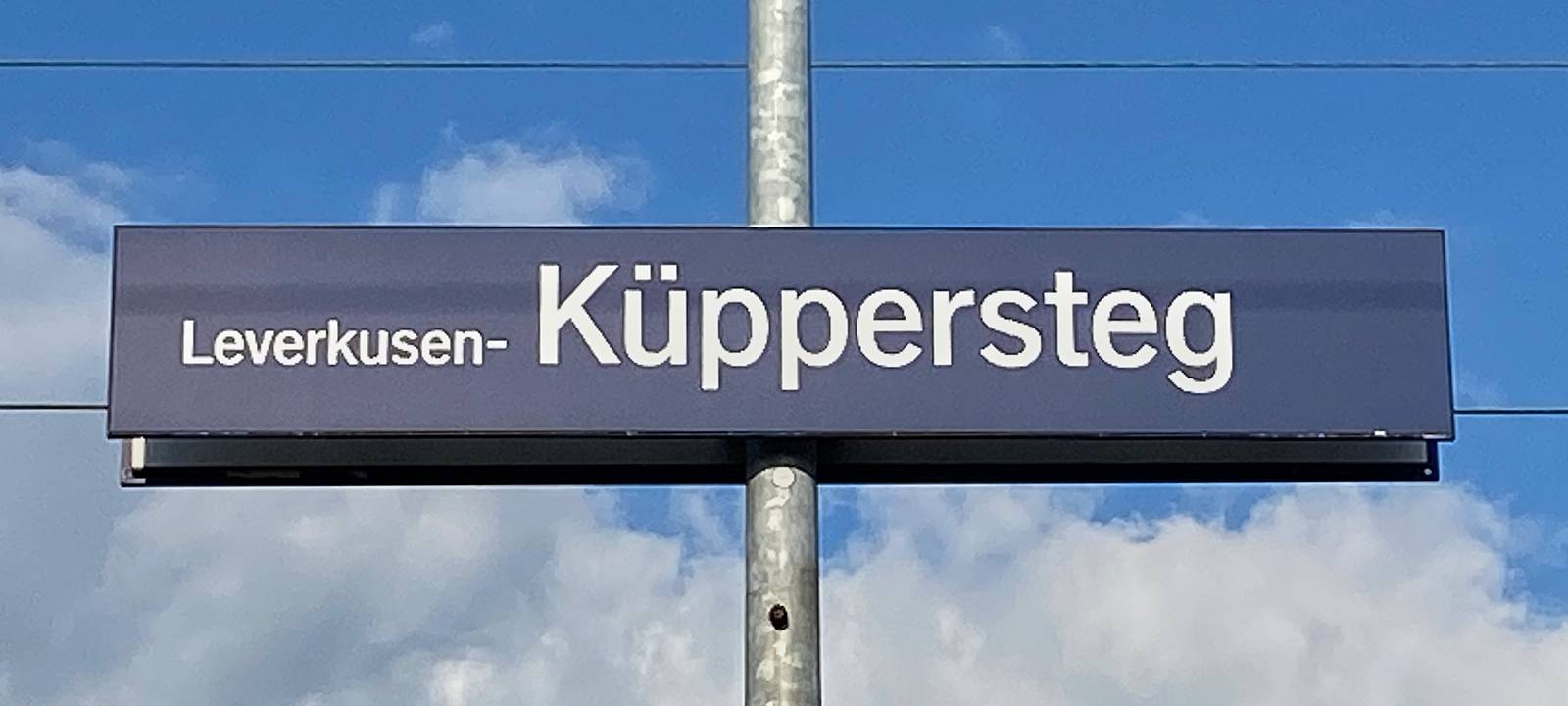 Stadtteilschild Leverkusen-Küppersteg, Schild, Leverkusen, Küppersteg, Symbolbild