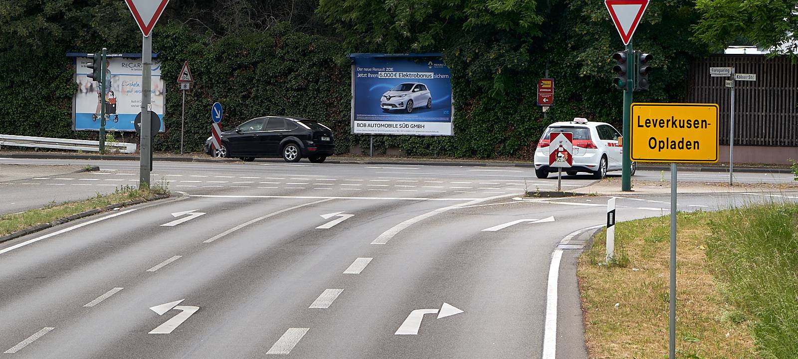Stadtteilschild Leverkusen-Opladen, Schild, Leverkusen,Opladen, Symbolbild