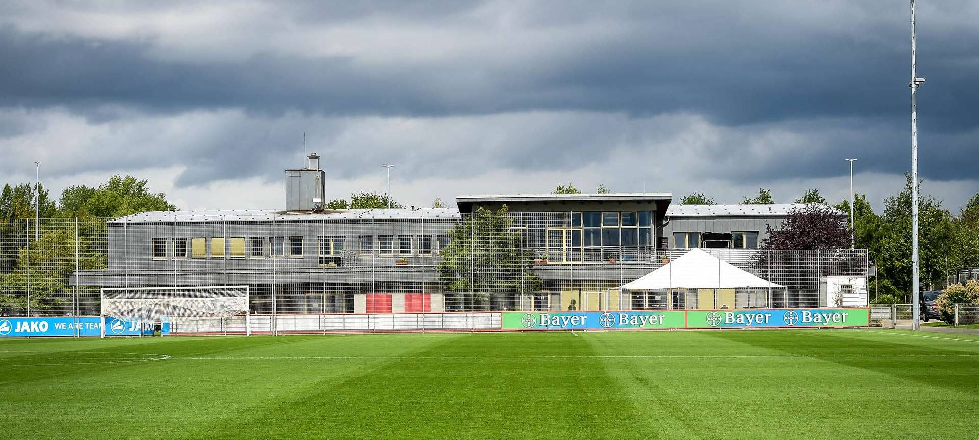 Bayer 04: Linksverteidiger Sinkgraven positiv getestet