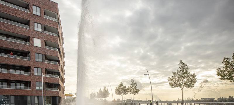 Geysir in Monheim bricht aus