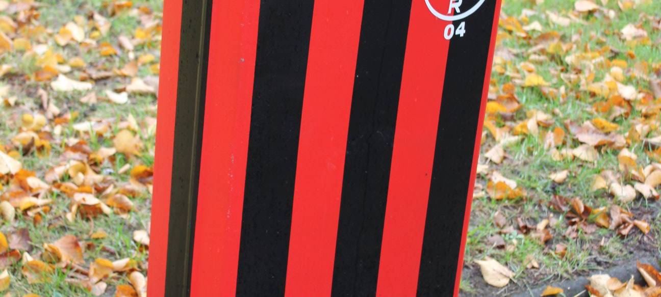 Bayer 04 Fans bemalen Stromkästen neu