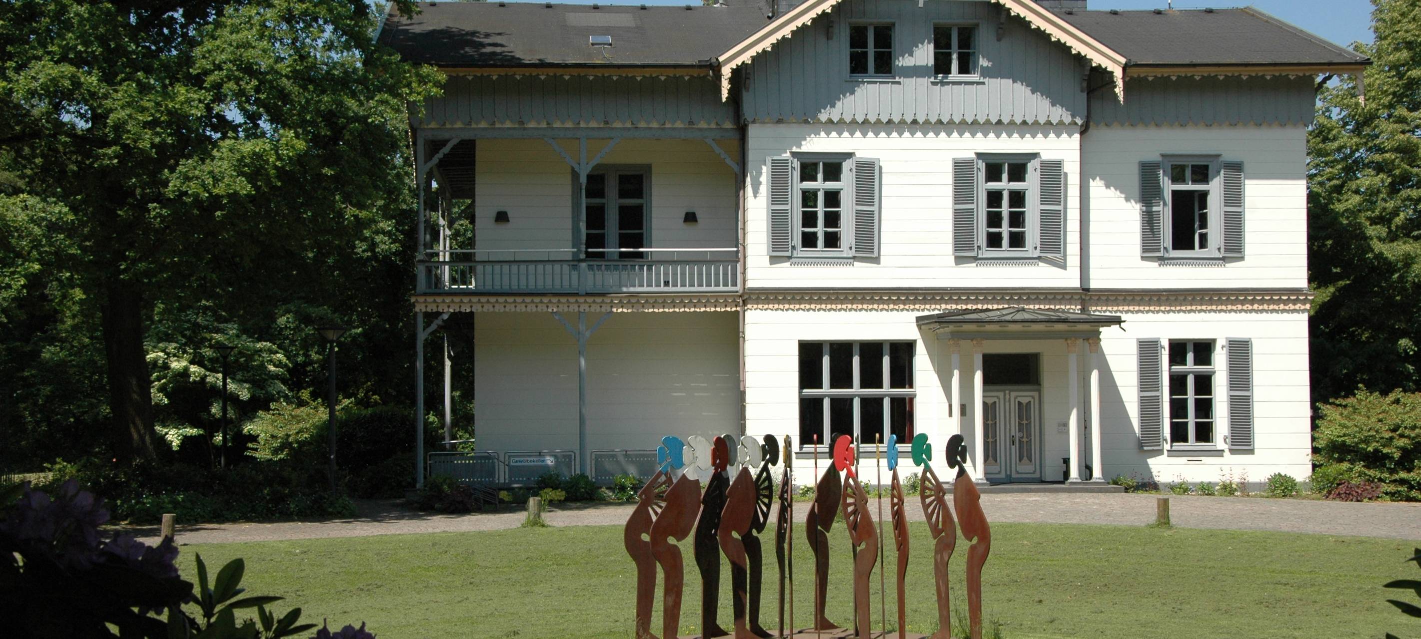 Stadt arbeitet Flutschäden in Leverkusen ab