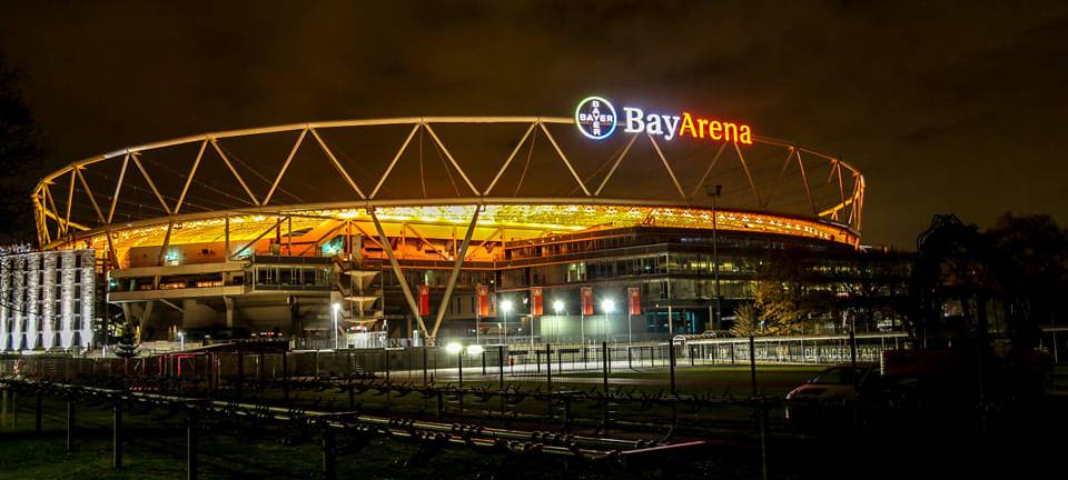 Gegen Gewalt an Frauen: Leverkusener Gebäude in orange