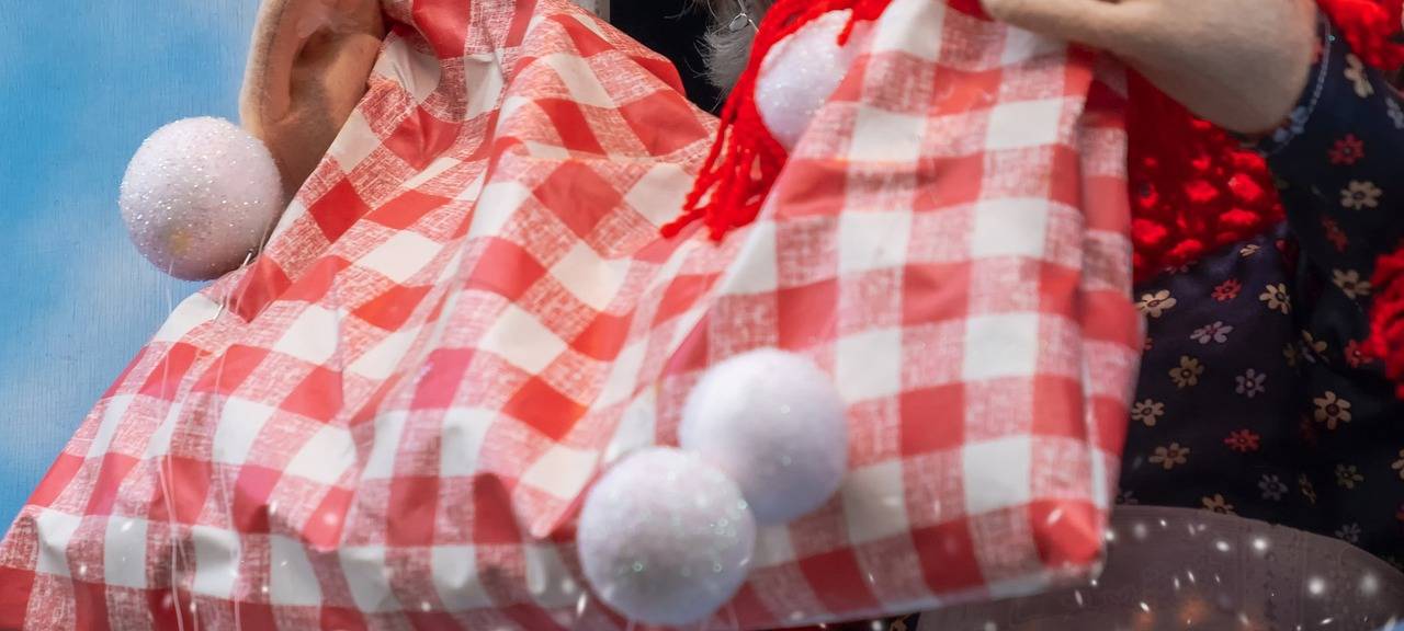 Märchenwald: Diebe haben Puppe aus "Frau Holle"-Haus geklaut