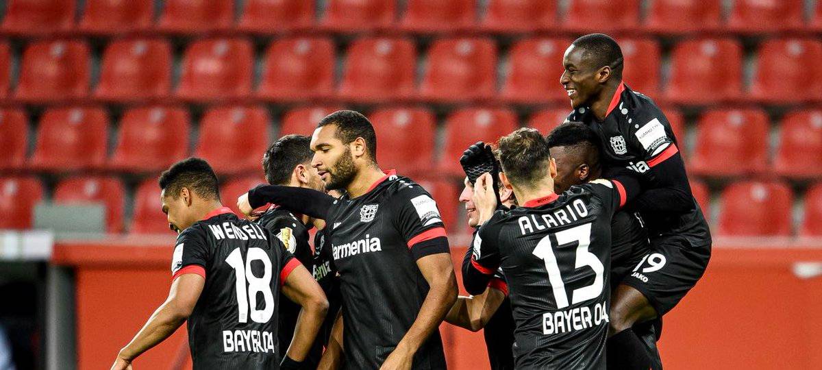 Friseure fordern Friseurabstinenz im Profi-Fußball