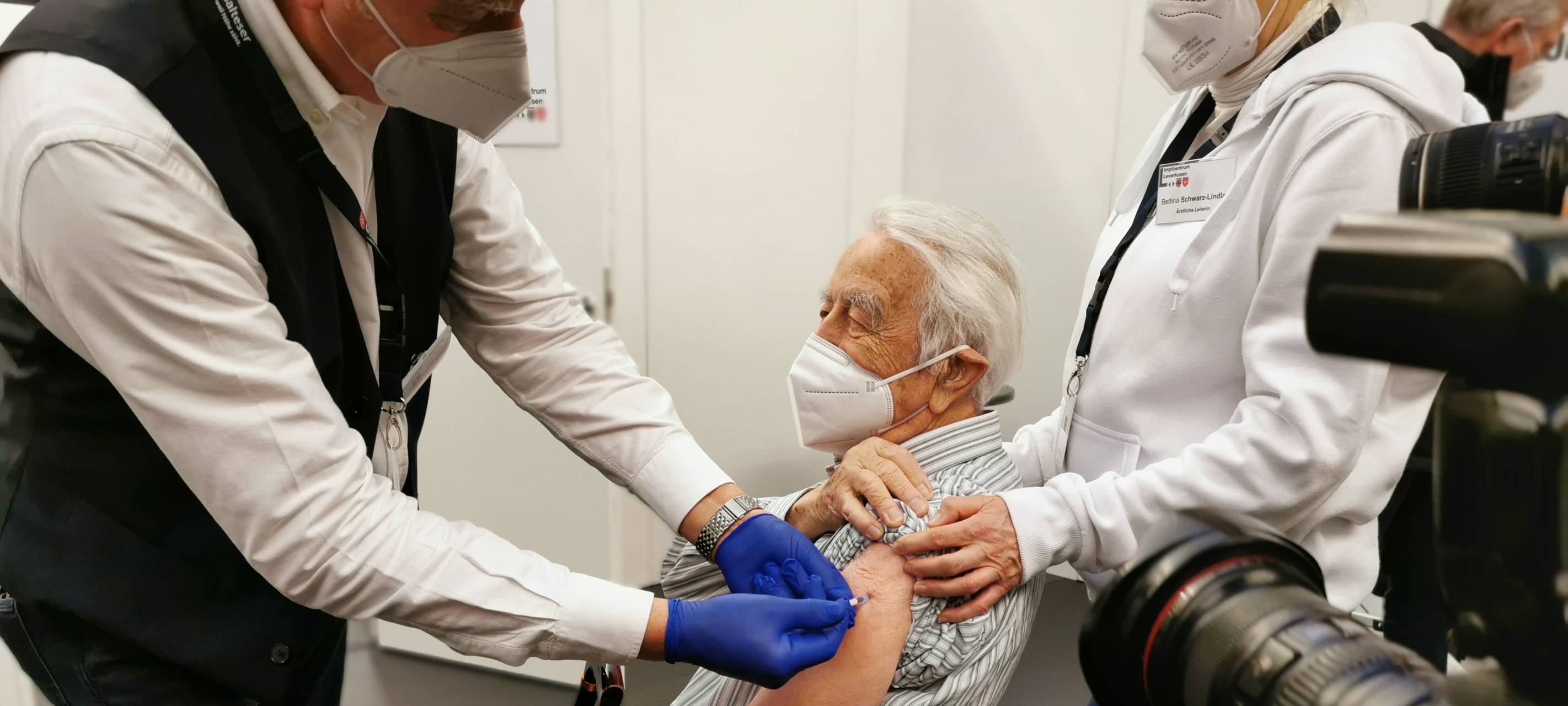 Leverkusen startet mit Impfungen