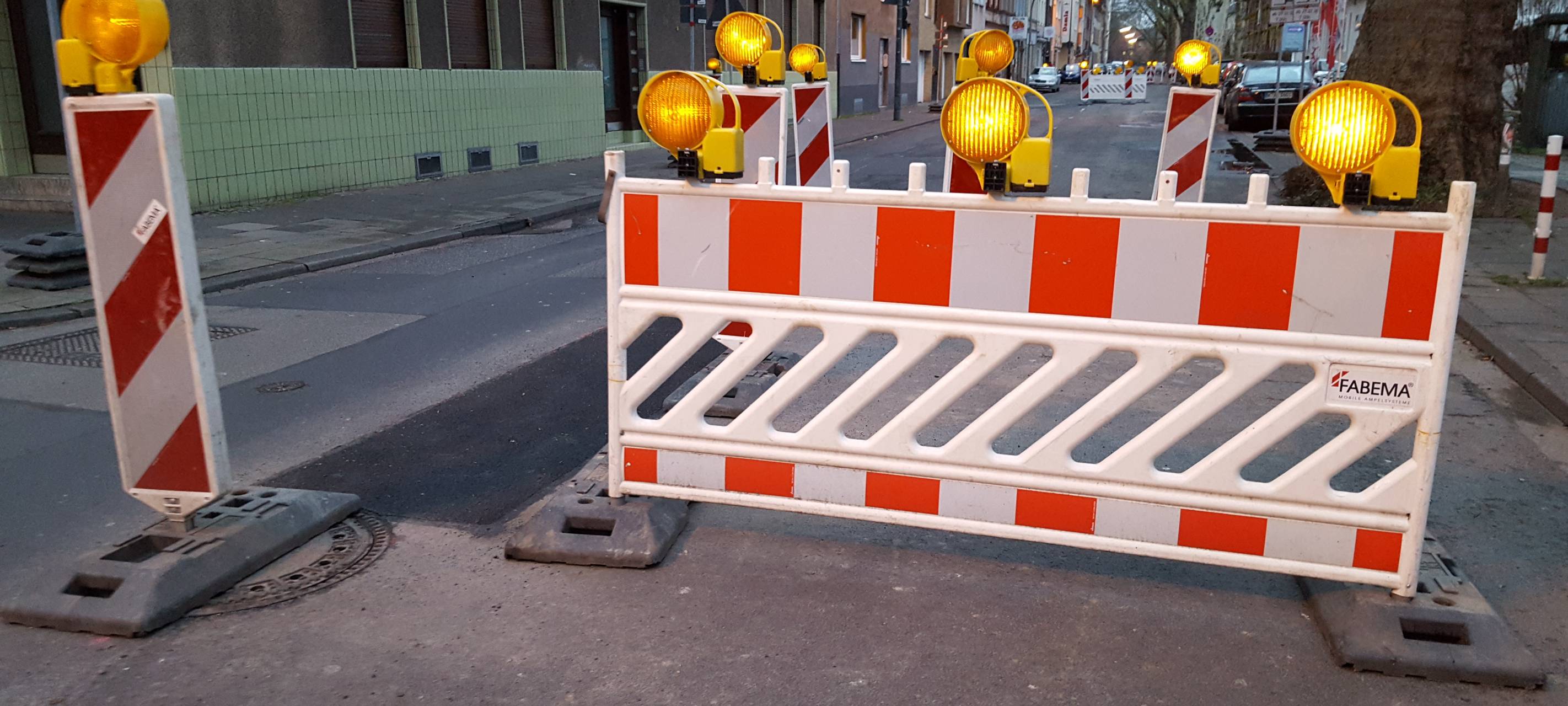 Opladen: Sperrung auf Robert-Koch Straße