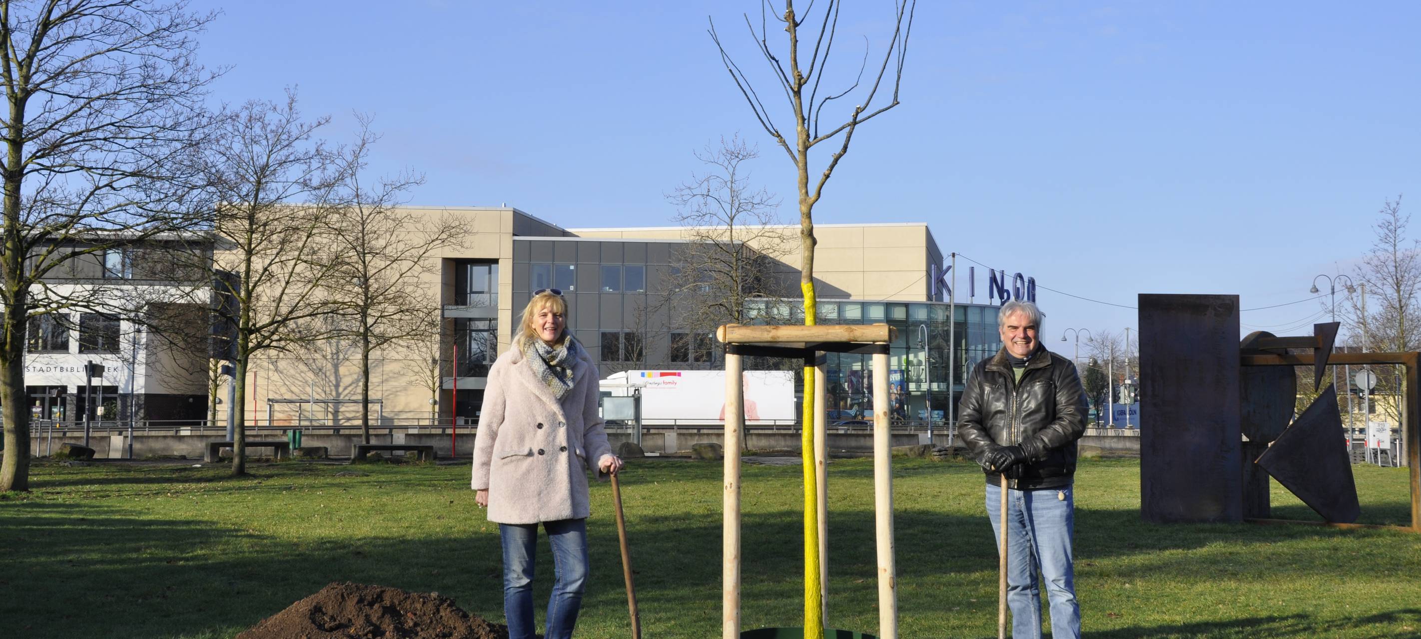 Stadt pflanzt 160 neue Laubbäume