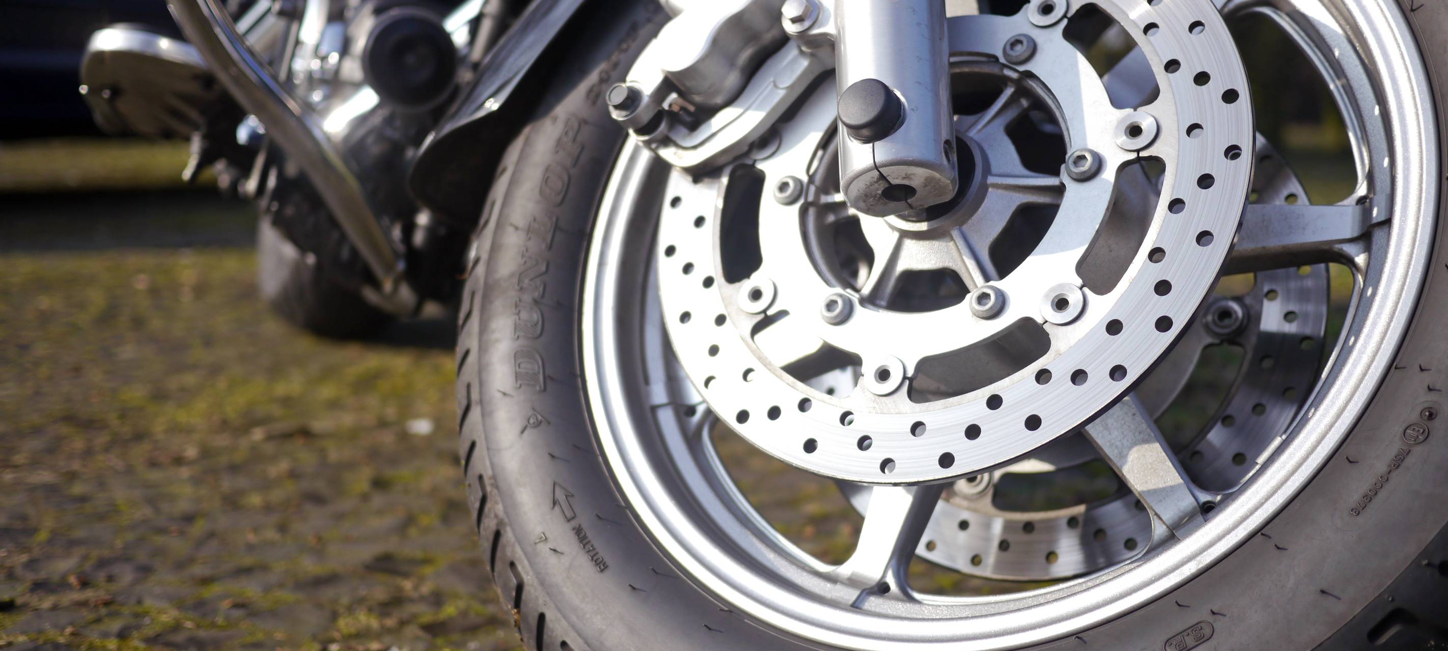 Lützenkirchen: Polizei sucht Motorradfahrer