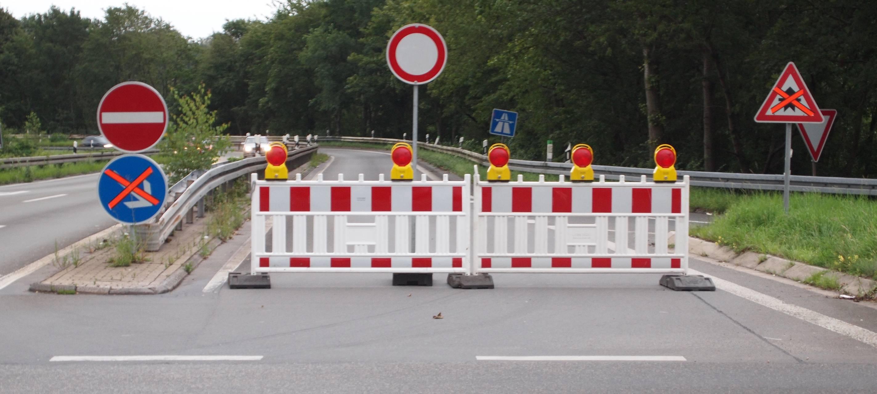 Vollsperrung der A1