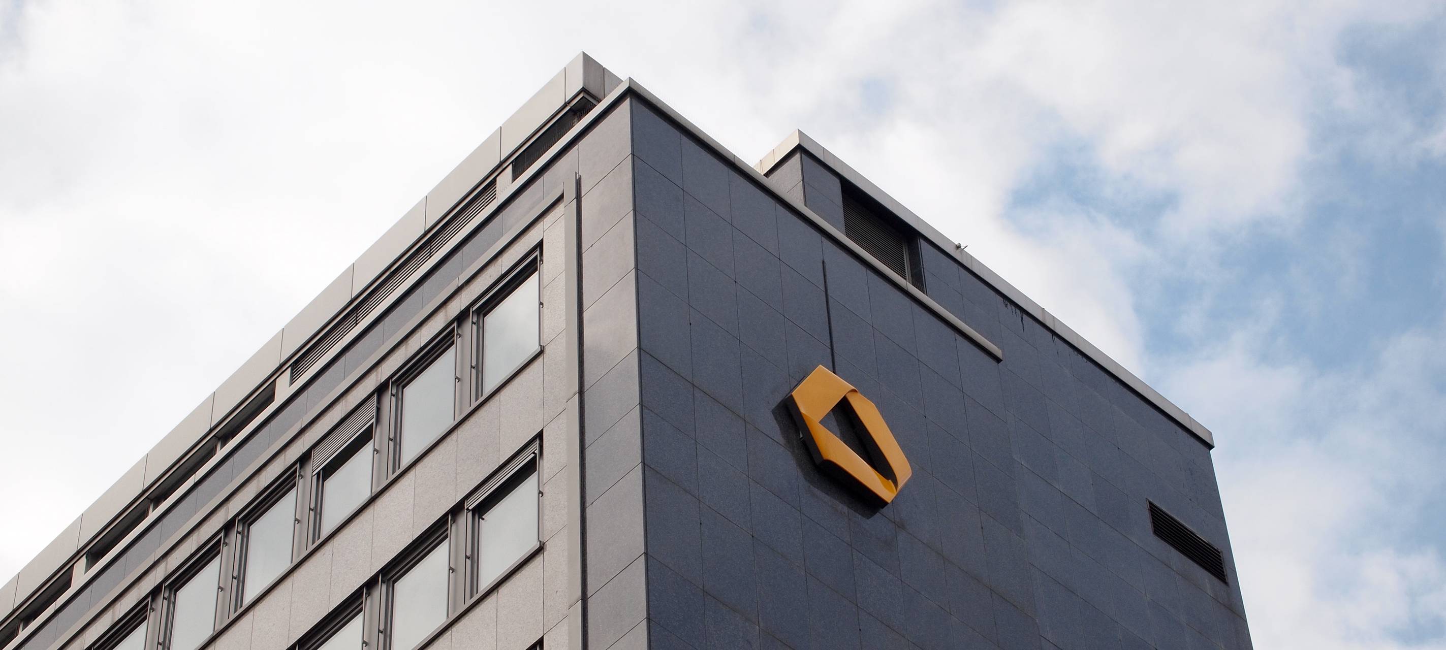 Commerzbank schließt Filialen in Schlebusch und Opladen