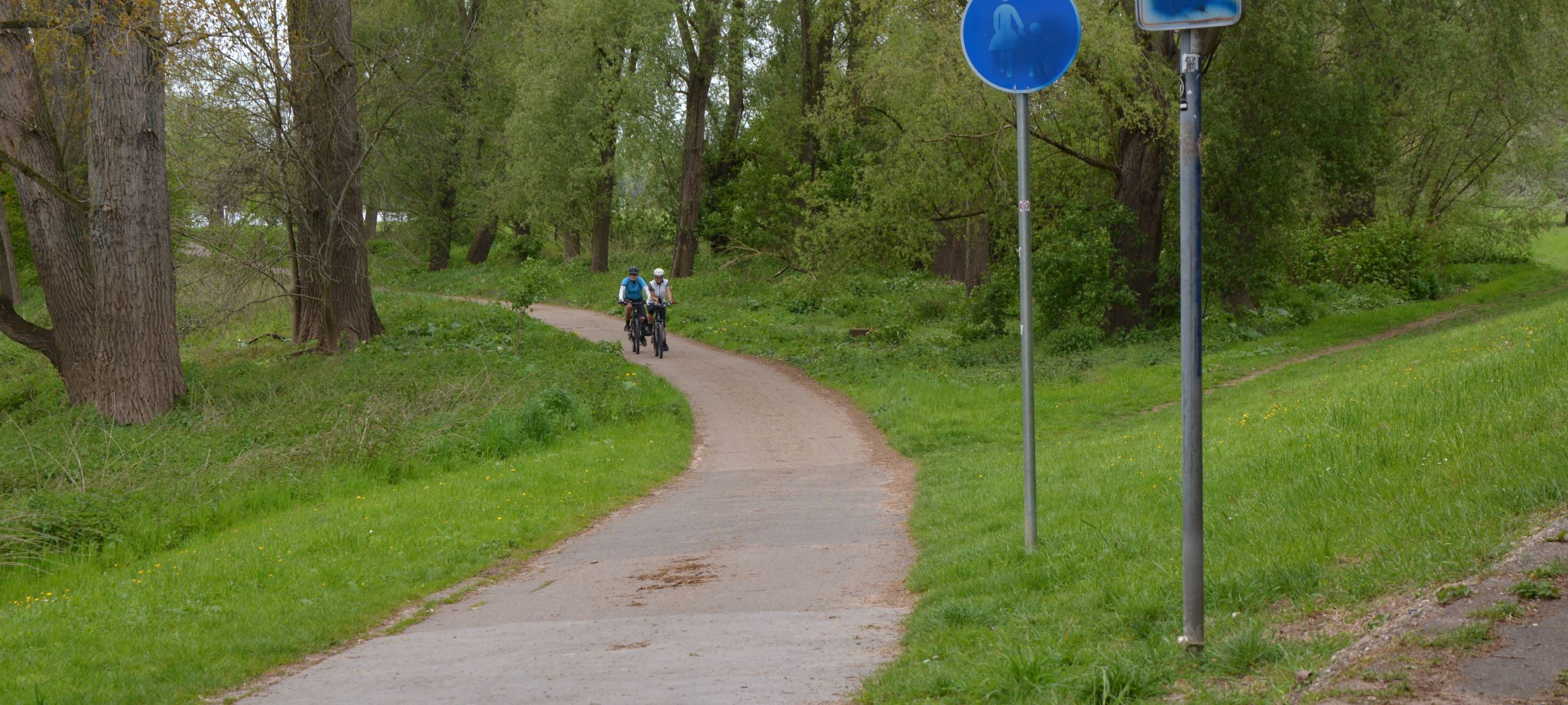 Rheinradweg Leverkusen: Hoffnung auf baldige Wiederöffnung