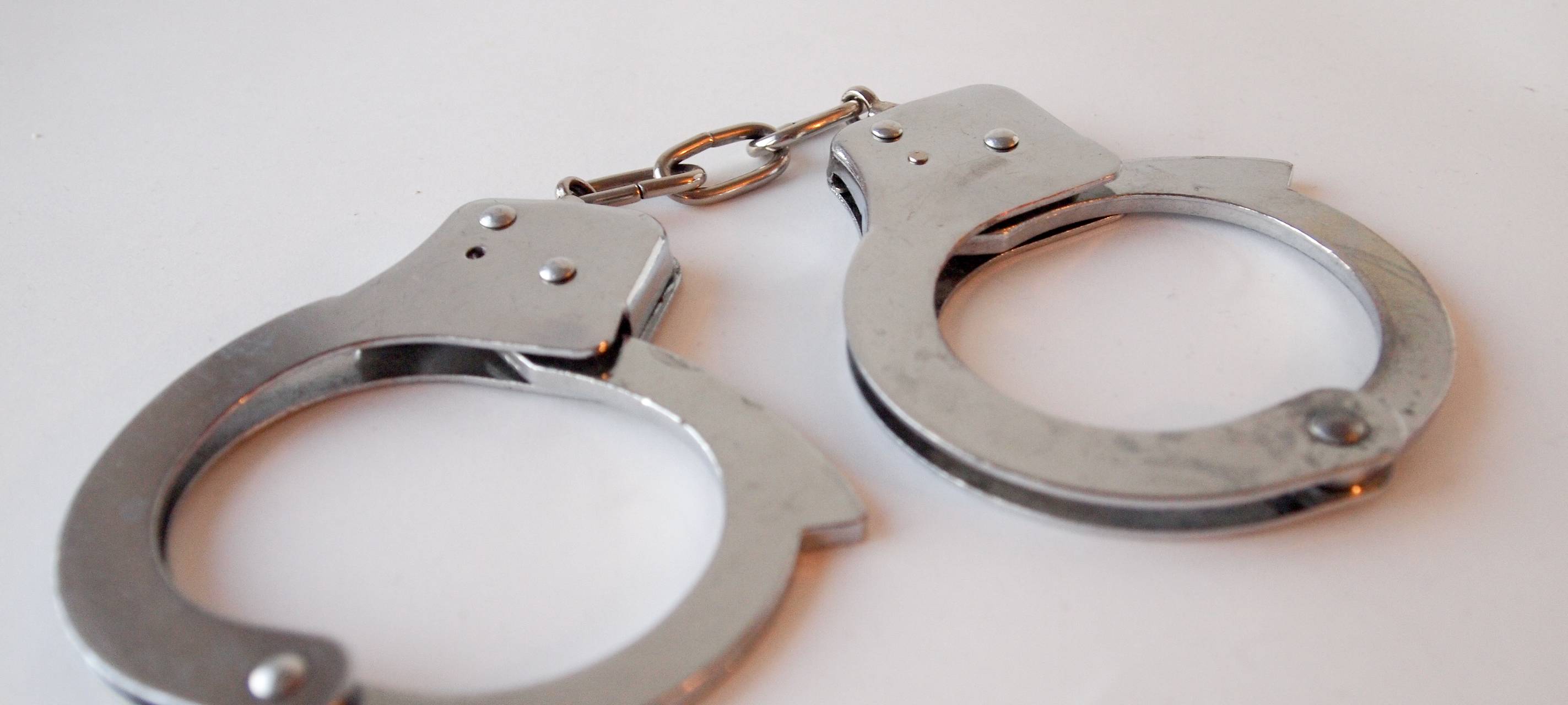 Polizei sucht nach Straßenraub nach Zeugen